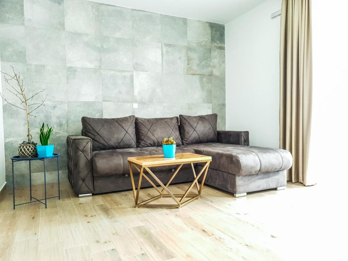 Lacasa Apartments & Restaurant 乌尔齐尼 外观 照片
