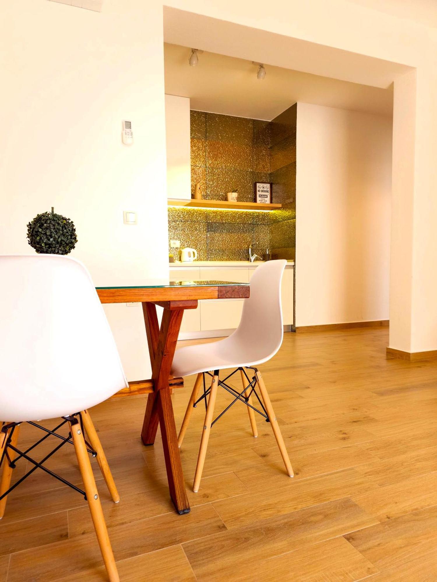 Lacasa Apartments & Restaurant 乌尔齐尼 外观 照片