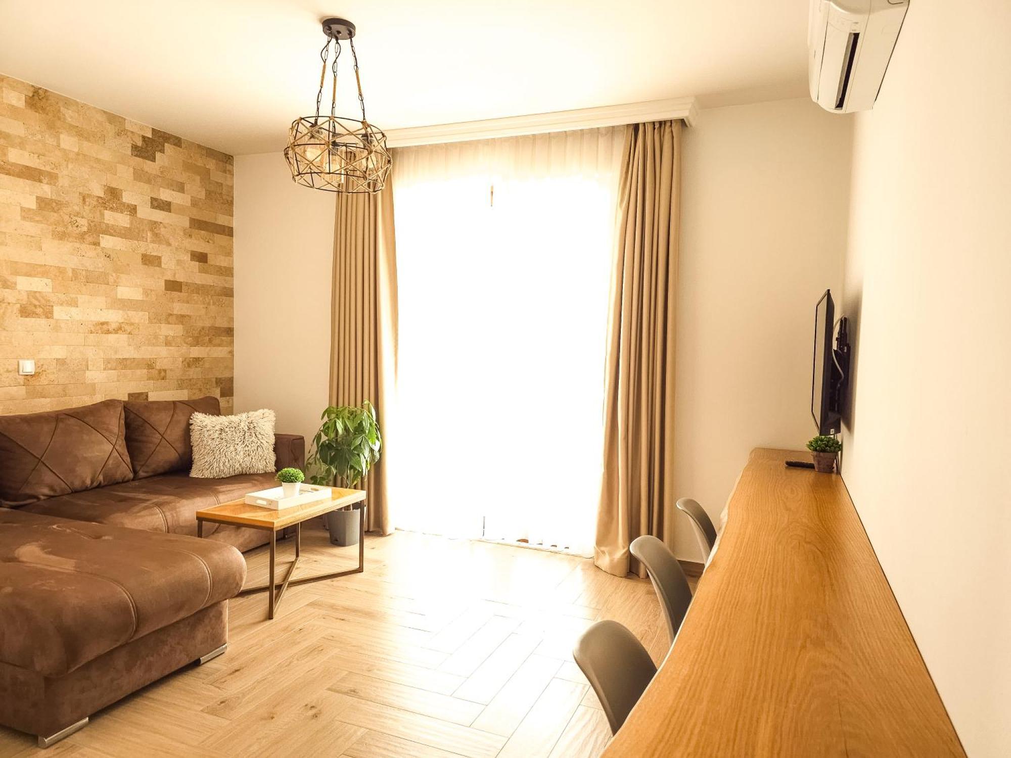Lacasa Apartments & Restaurant 乌尔齐尼 外观 照片