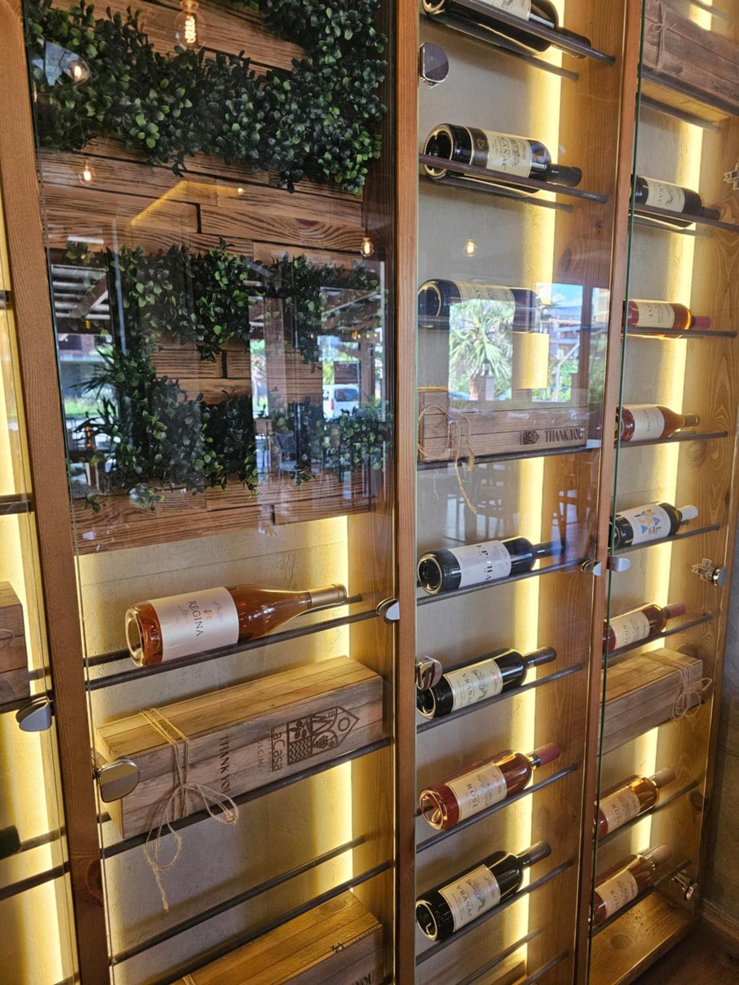 Lacasa Apartments & Restaurant 乌尔齐尼 外观 照片