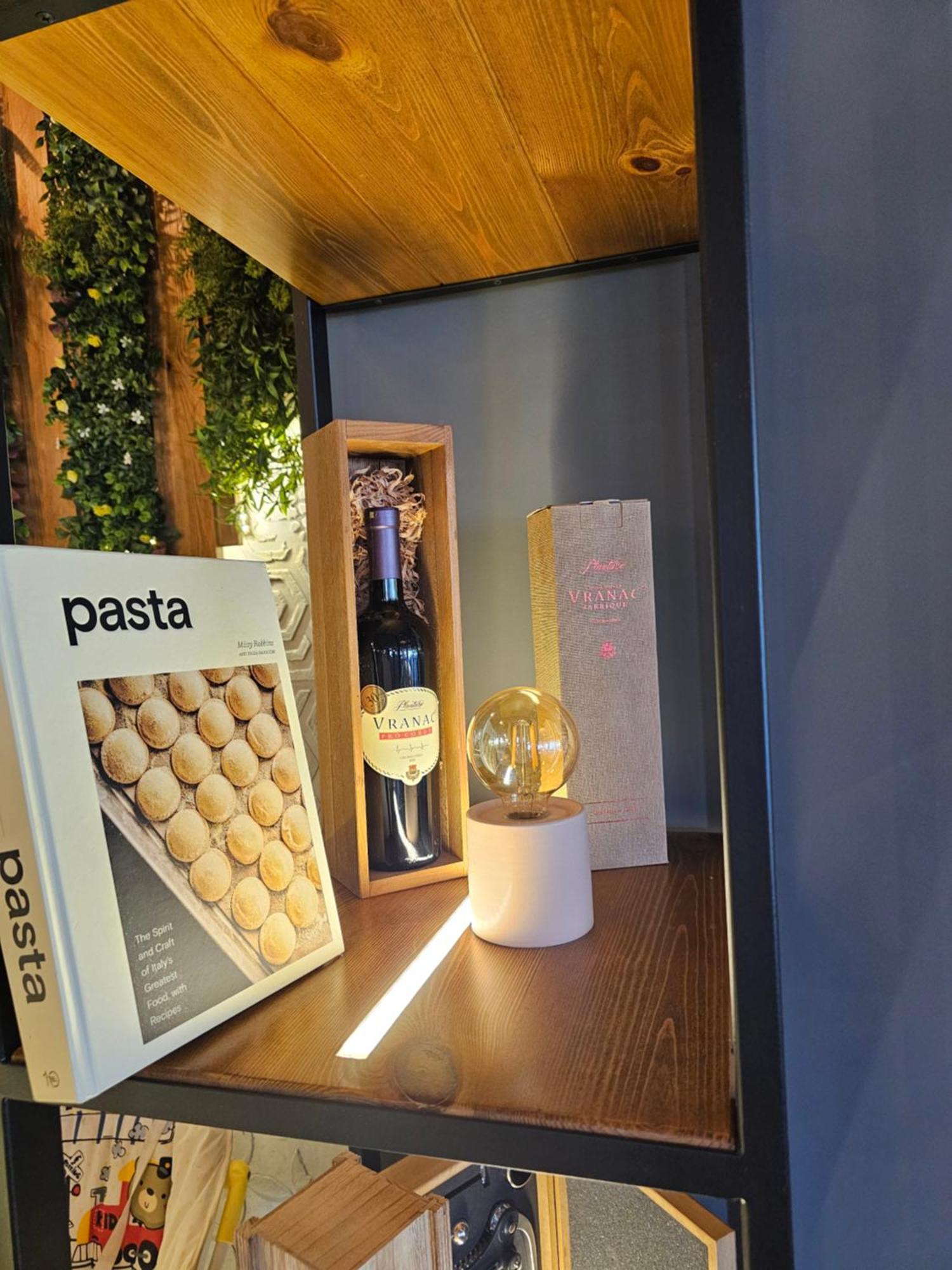 Lacasa Apartments & Restaurant 乌尔齐尼 外观 照片